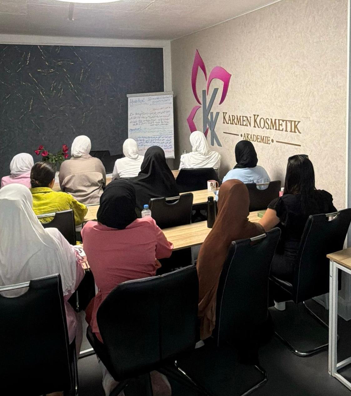تدريب عملي ضمن مجموعات صغيرة